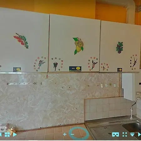 Colocation Maison Rue Large 게스트하우스 *